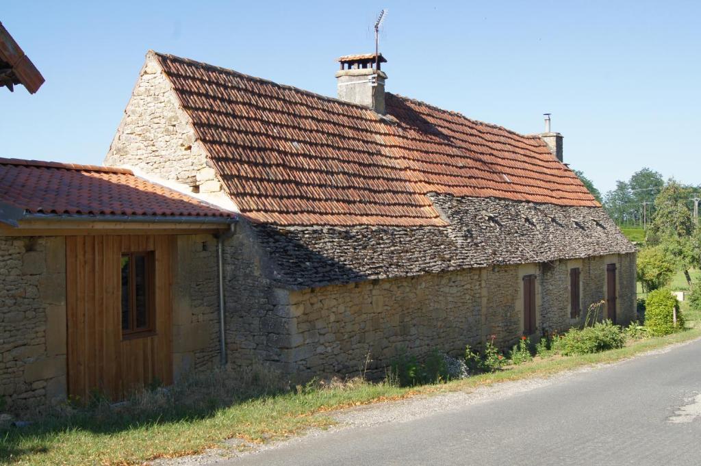 Chambres d'Hôtes L'Oustralac La Chapelle-Aubareil Exterior foto